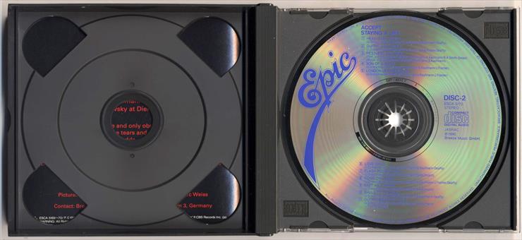 1990. Staying A Life Live 2 CD Japan 1st Press 1990 - Accept90-Inside2.jpg