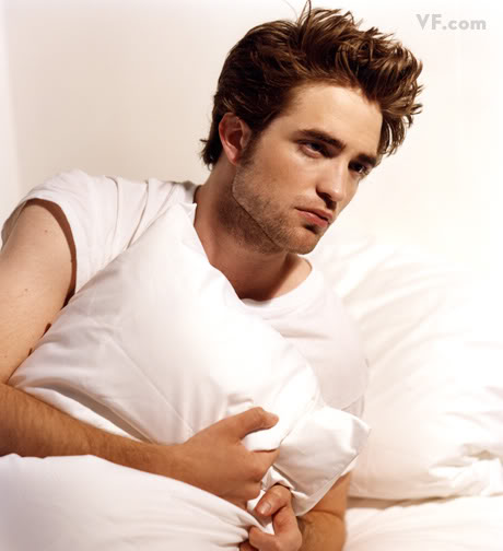 Edward Cullen Robert Pattinson - pattinson-E-0912-05.jpg