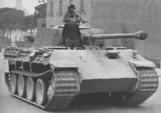 TAPETY CZOŁGI - PzKpfw V Panther Ausf. D2 fot. 3.jpg