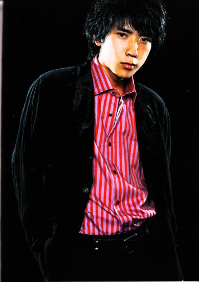 Booklet - Arashi 5x5 THE BEST SELECTION OF 2002-2004 LE 11.jpg