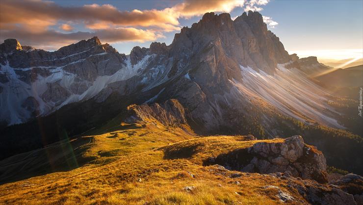 Tapety - WIDOK NA PASMO DOLOMITÓW WE WŁOSZECH.jpg