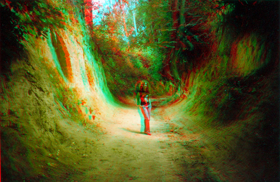 3D - The_gorge_3D_Anaglyph_by_yellowishhaze.jpg